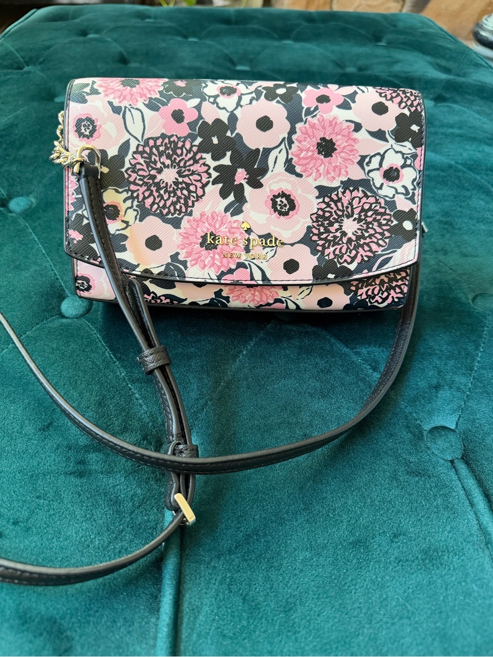 Kate Spade Staci Small Flap Dhalia Floral Crossboy
